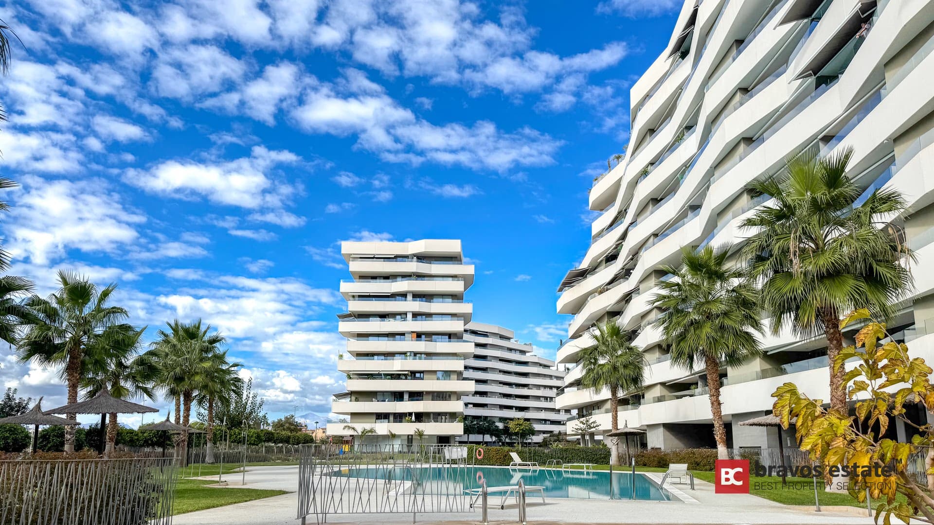 Апартаменты рядом с морем, 2 спальни в Плайя-де-Сан-Хуан 1