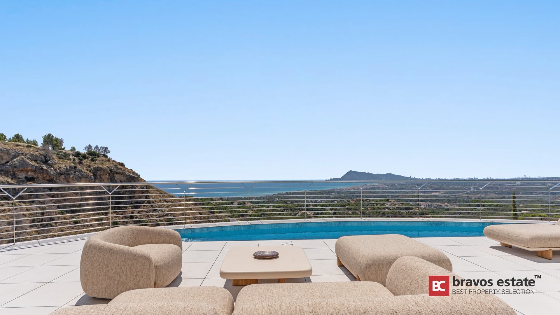 Villa De Lujo de 4 Dormitorios en Altea 1