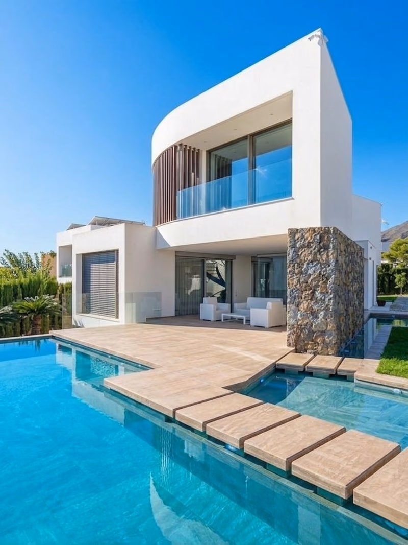 Spacious 3-Bedroom Villa with Private Pool in Finestrat