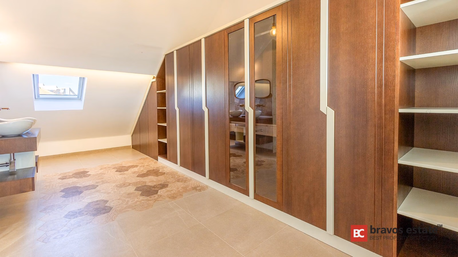 Spacious 4-Bedroom Bungalow in Mutxamel - 11