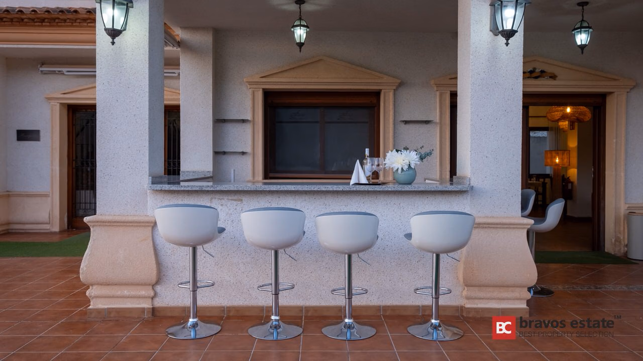 Villa De Lujo de 12 Dormitorios en Finestrat - 64