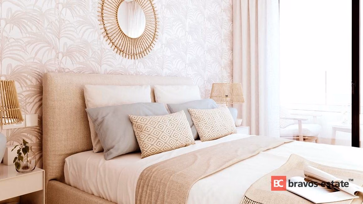 Beachside 4-Bedroom Apartment in Playa de San Juan · 136 m² - 8