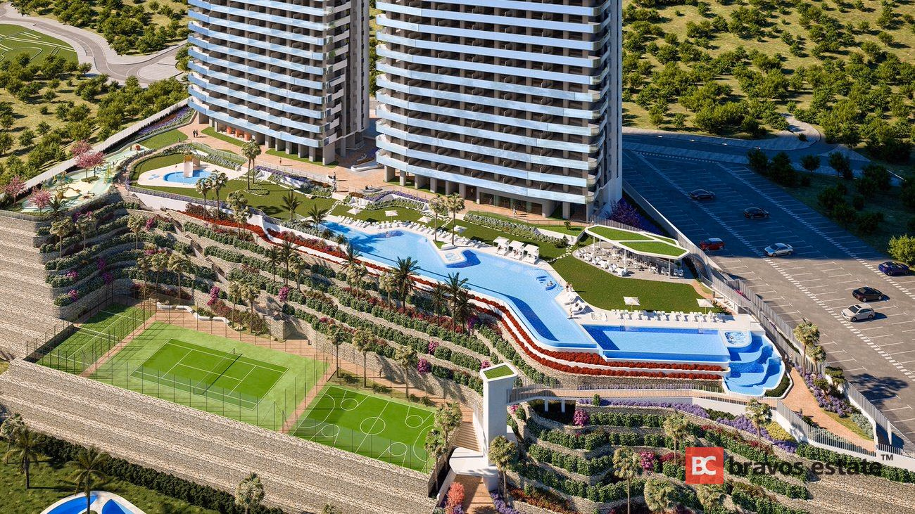 Seafront 4-Bedroom Apartment in Benidorm - 14