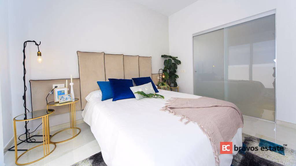 New Build 3-Bedroom Villa in Cabo Roig · 193 m² - 10