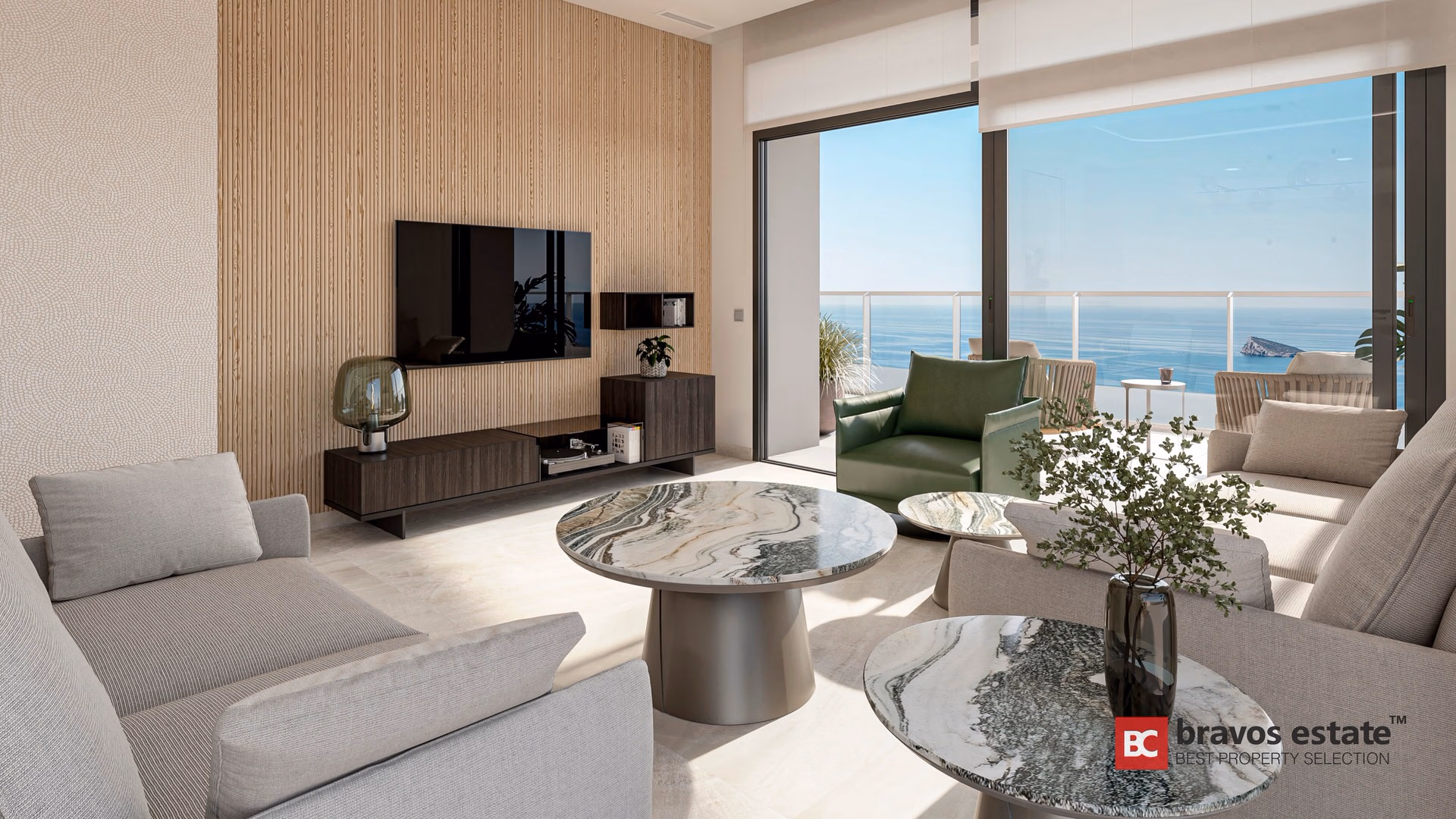 Render del salón en TM Tower con panel de madera listoneada, mesa de centro de mármol veteado y amplia terraza con vistas al mar en Playa de Poniente