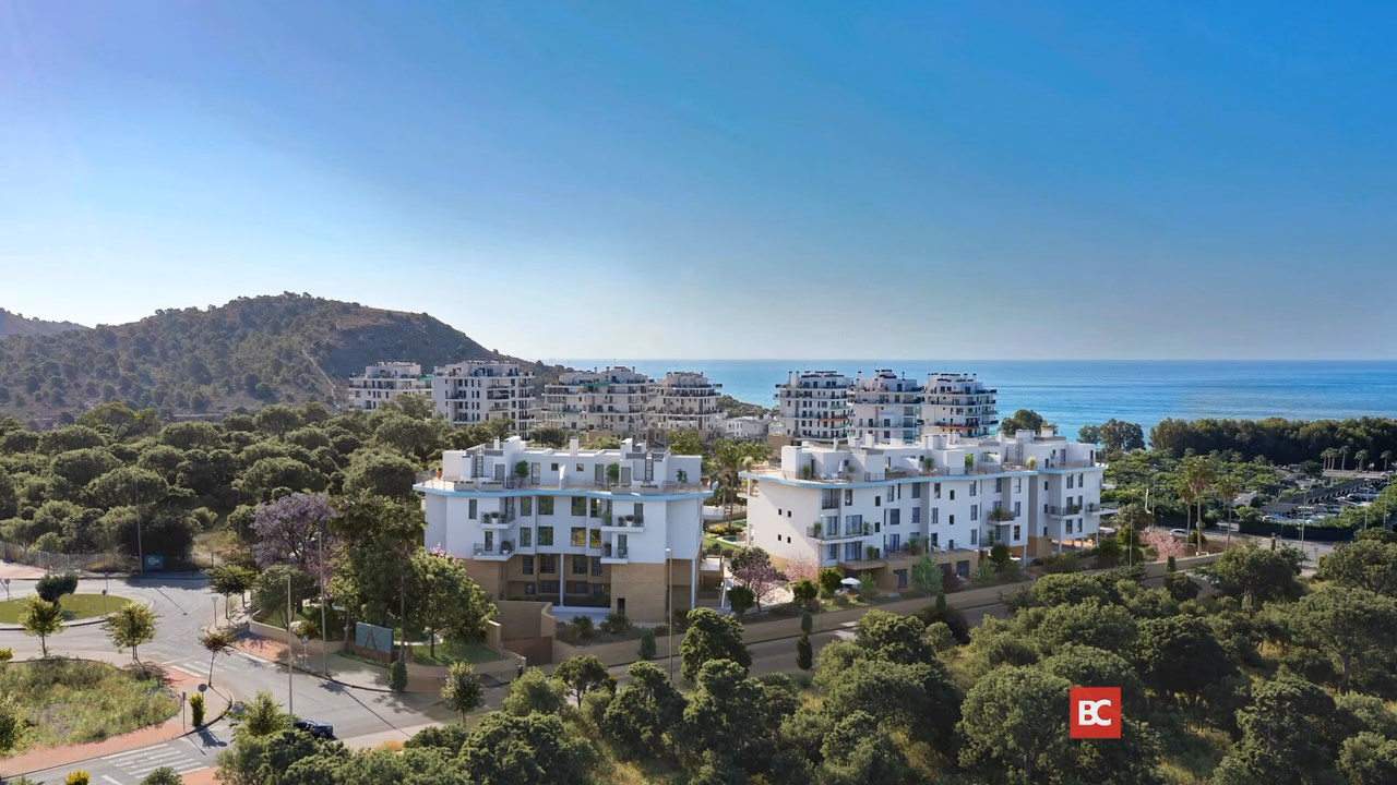Seafront 3-Bedroom Apartment in Villajoyosa · 108 m² - 5