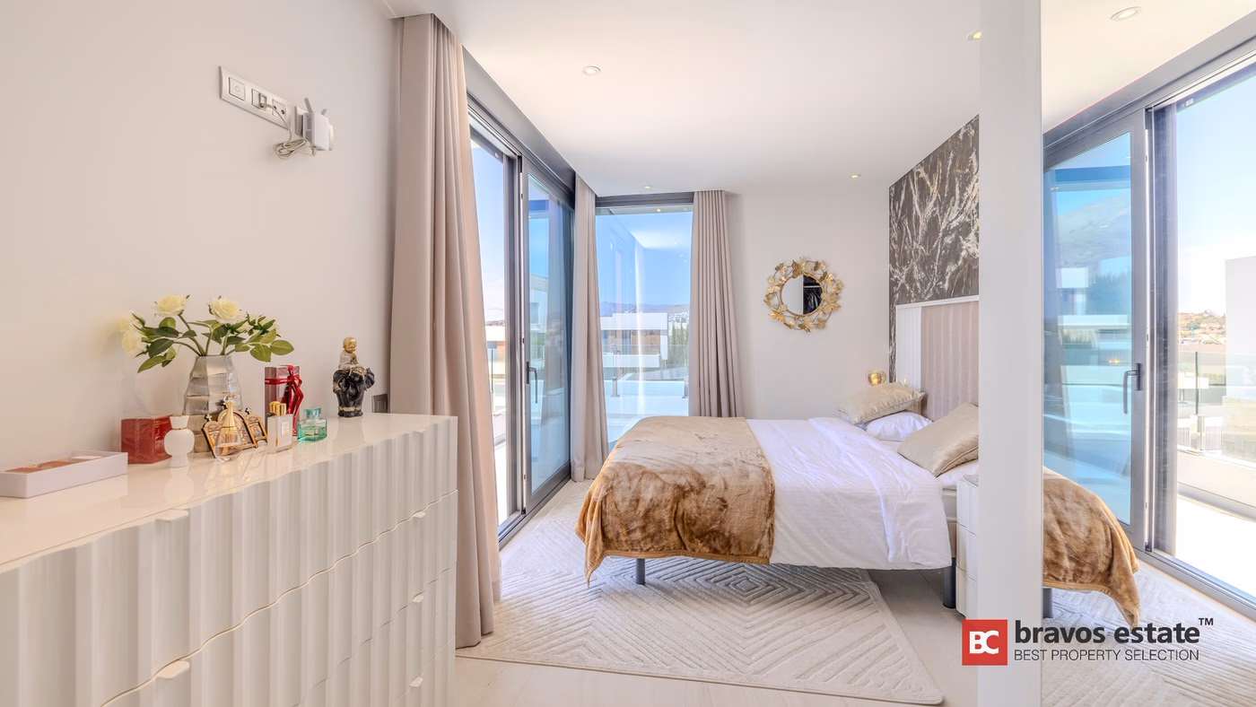 Villa Espaciosa de 4 Dormitorios en Finestrat - 7