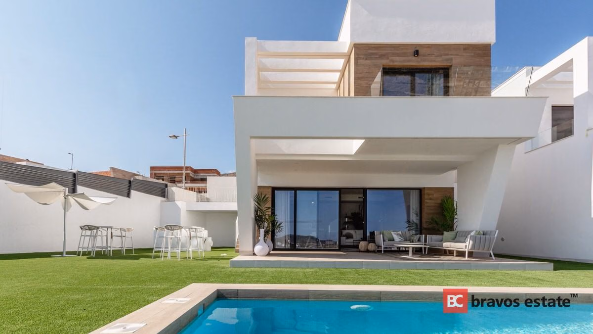 New Build 4-Bedroom Villa in Finestrat · 185 m² - 4
