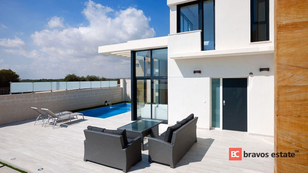 New Build 3-Bedroom Villa in Cabo Roig · 131 m² - 15