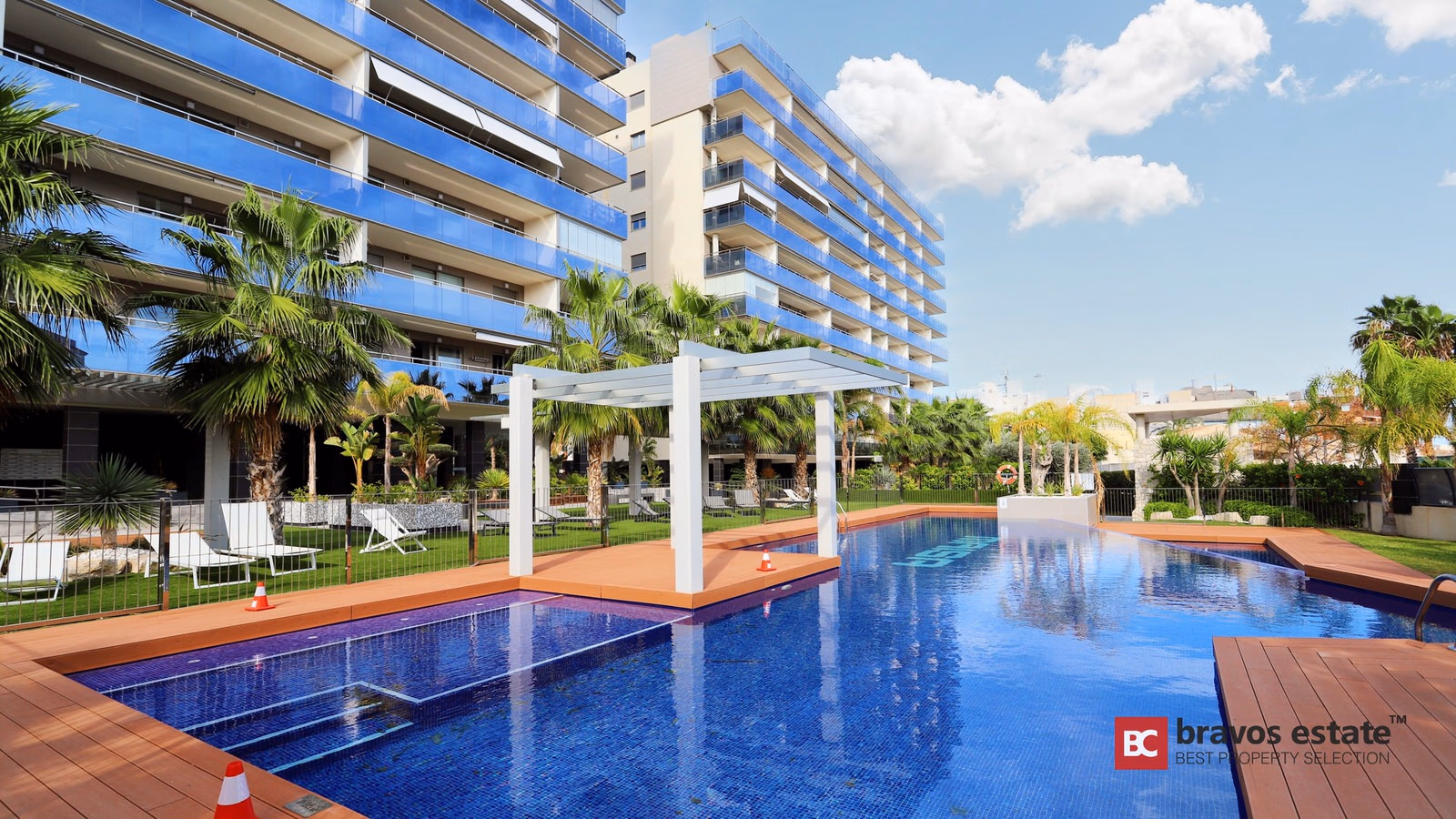 Seafront 3-Bedroom Apartment in El Campello · 108 m² - 1