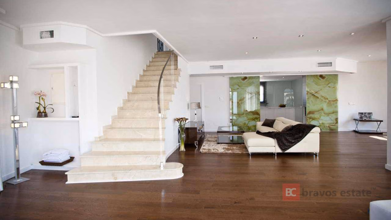 Spacious 5-Bedroom Villa in Ciudad Quesada · 399 m² - 2