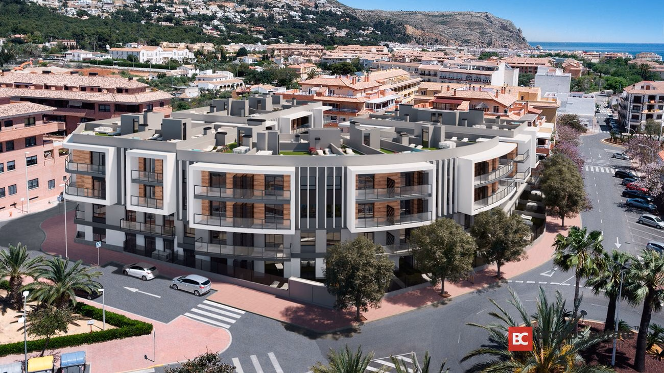 Beachside 3-Bedroom Apartment in Javea - 2