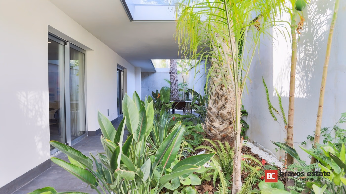 Beachside 7-Bedroom Villa in Playa de San Juan - 28