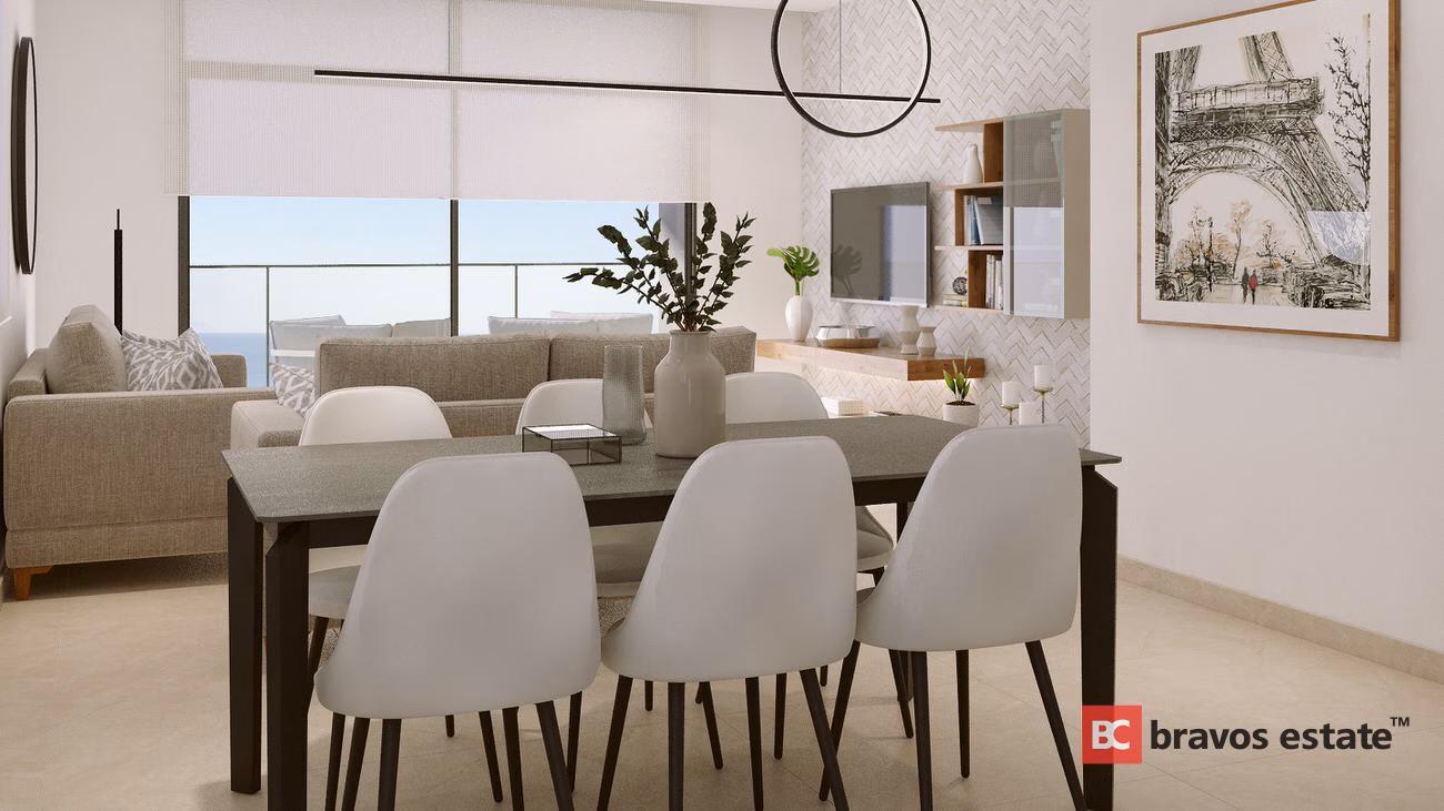 Seafront 4-Bedroom Apartment in Benidorm - 7