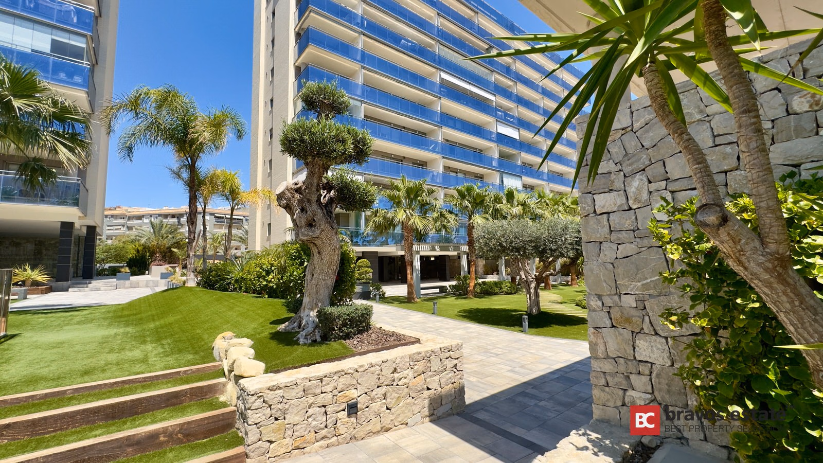 Seafront 3-Bedroom Apartment in El Campello · 110 m² - 23