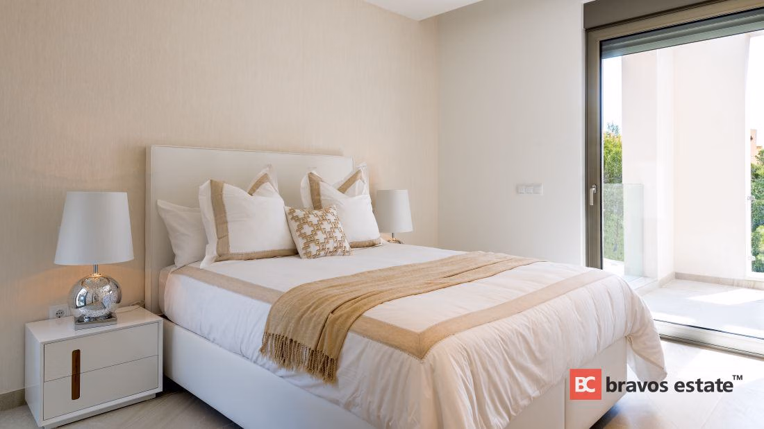 New Build 4-Bedroom Villa in Finestrat · 215 m² - 12