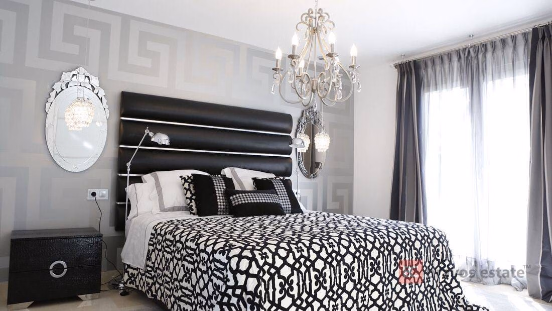Villa De Lujo de 4 Dormitorios en Benissa · 465 m² - 14