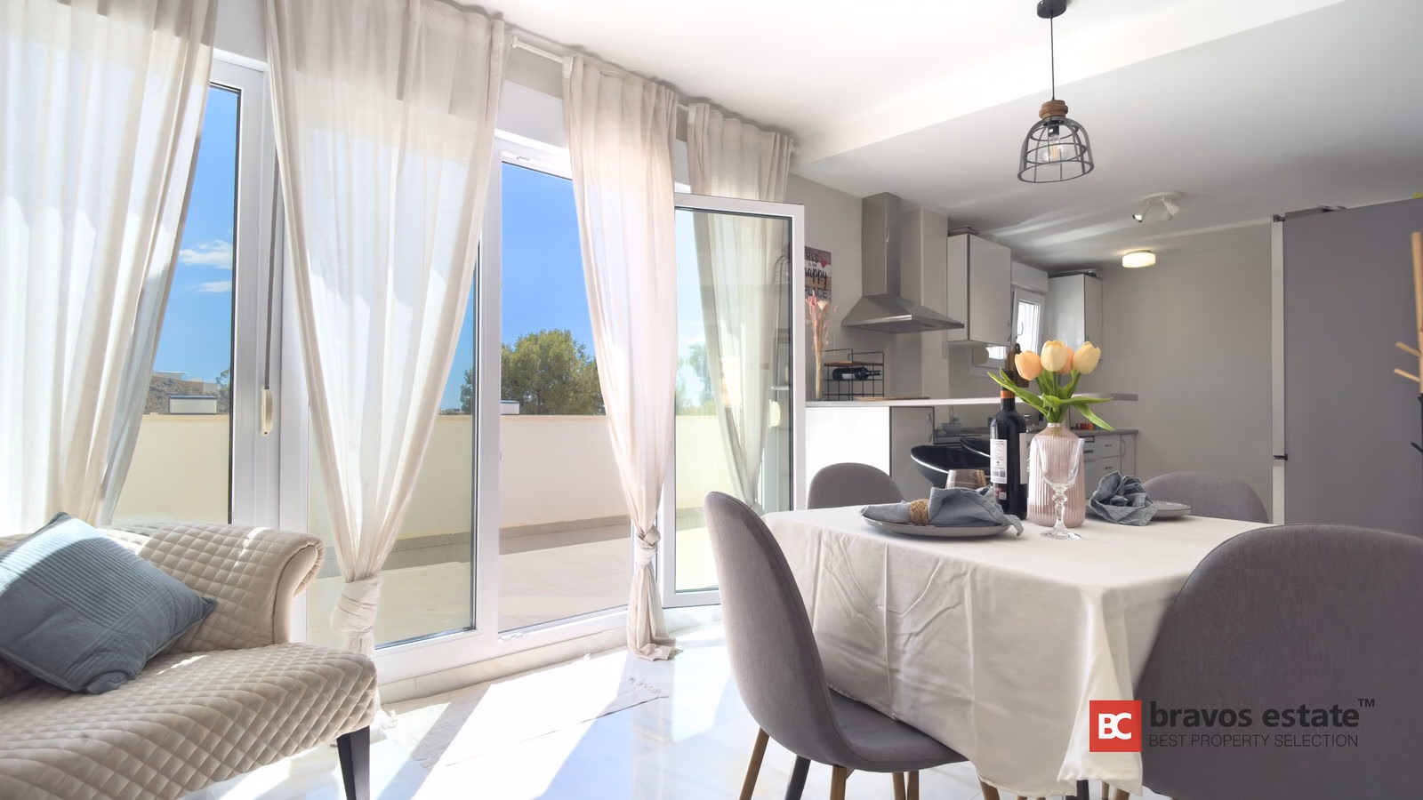 Apartamento Cerca del Mar de 2 Dormitorios en Villajoyosa · 150 m² - 4