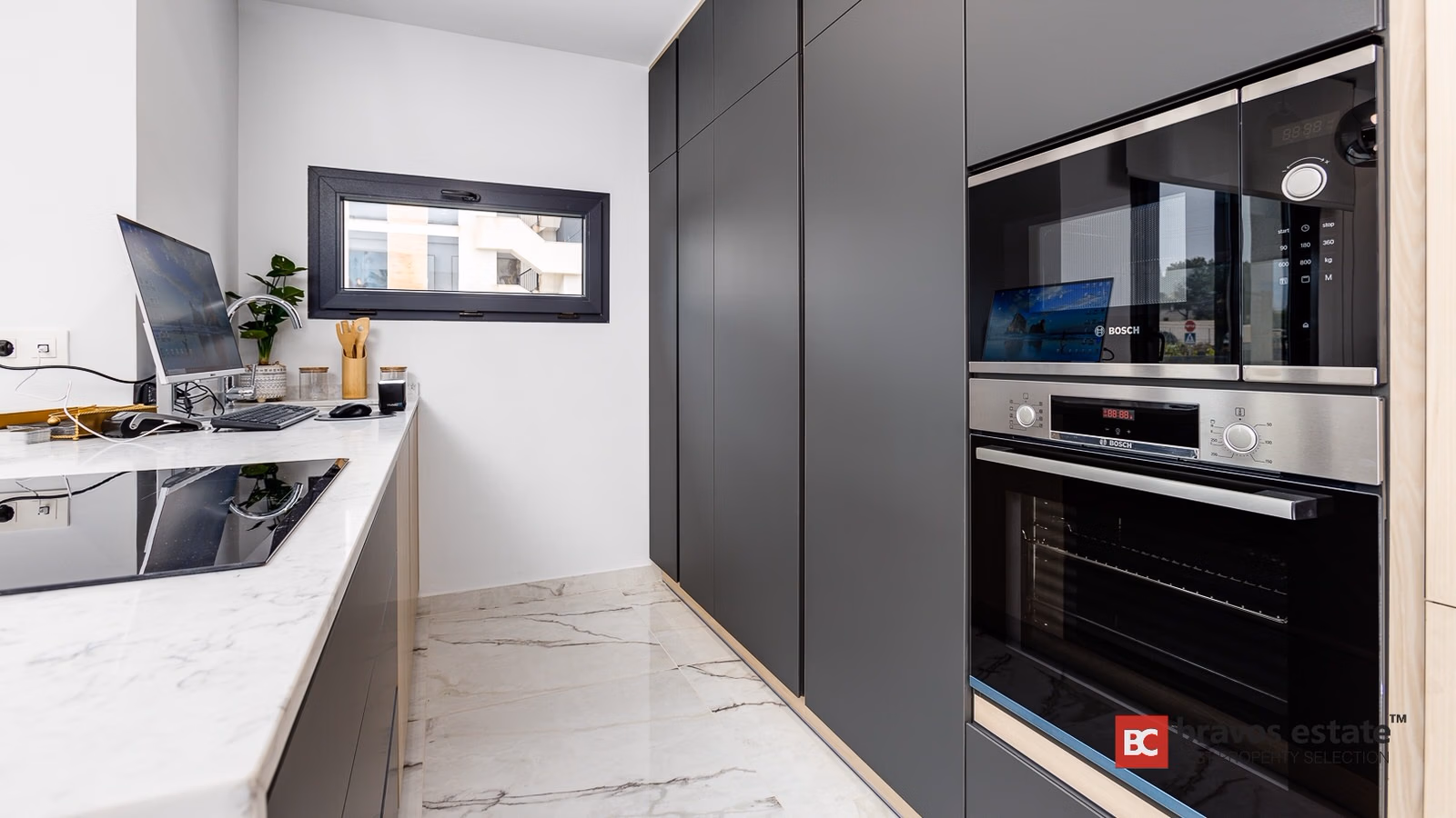 2-Bed Apartment in Orihuela Costa, Villamartín - 11