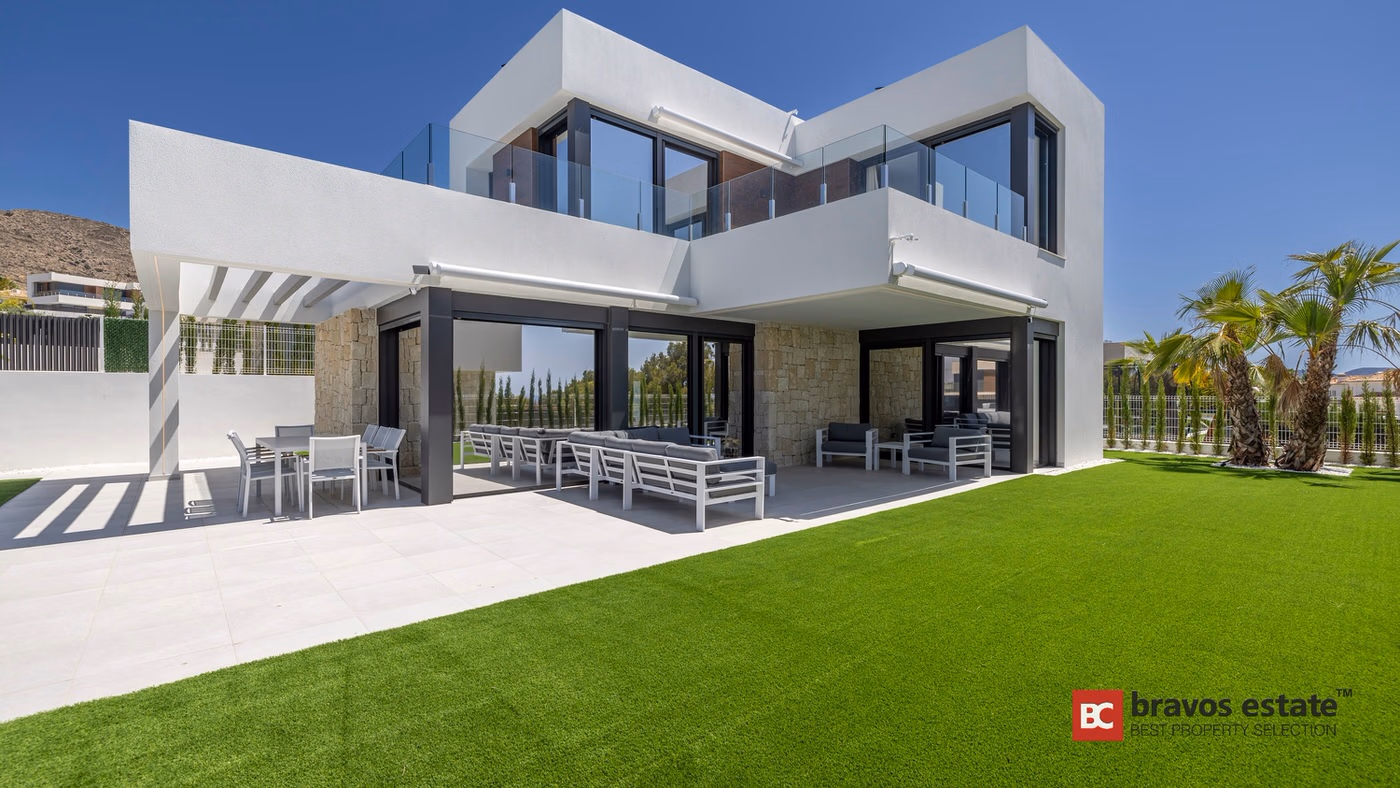 Villa Espaciosa de 4 Dormitorios en Finestrat - 15
