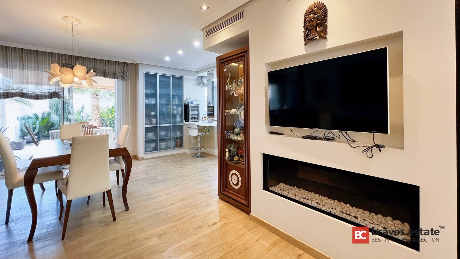 Beachside 4-Bedroom Bungalow in El Campello - 4