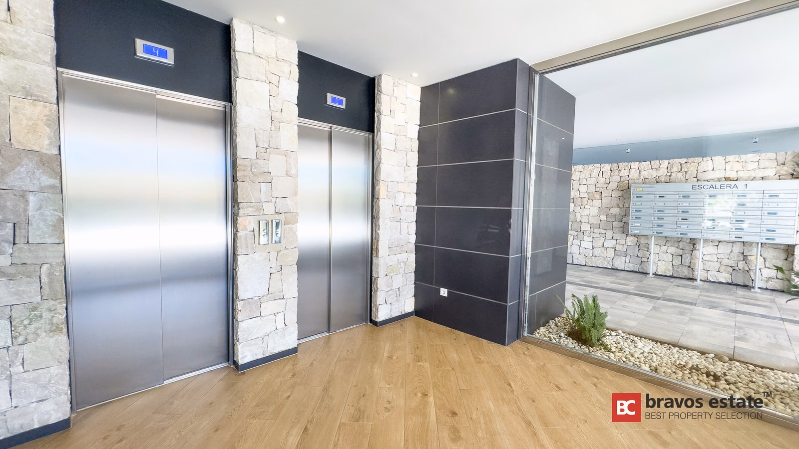Seafront 3-Bedroom Apartment in El Campello · 110 m² - 19