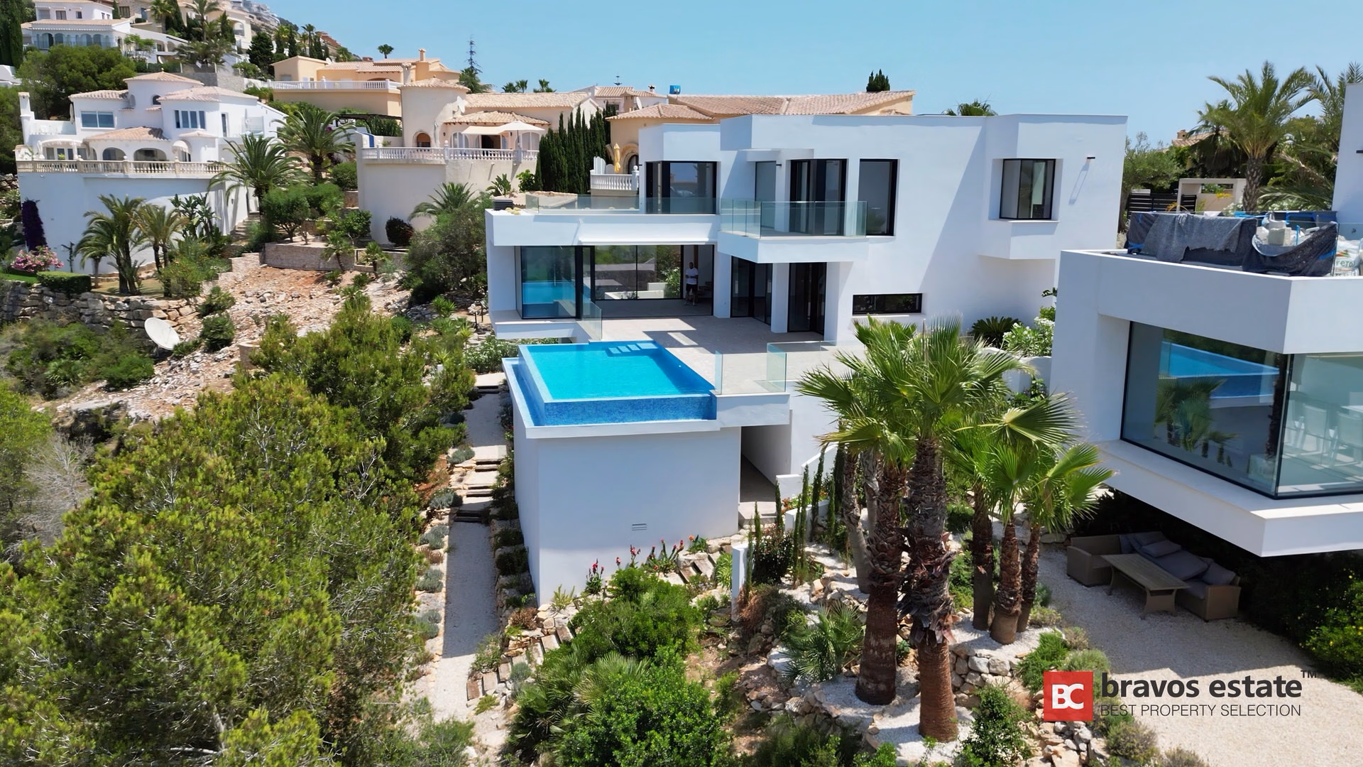 Villa De Lujo de 3 Dormitorios en Cumbre del Sol - 3