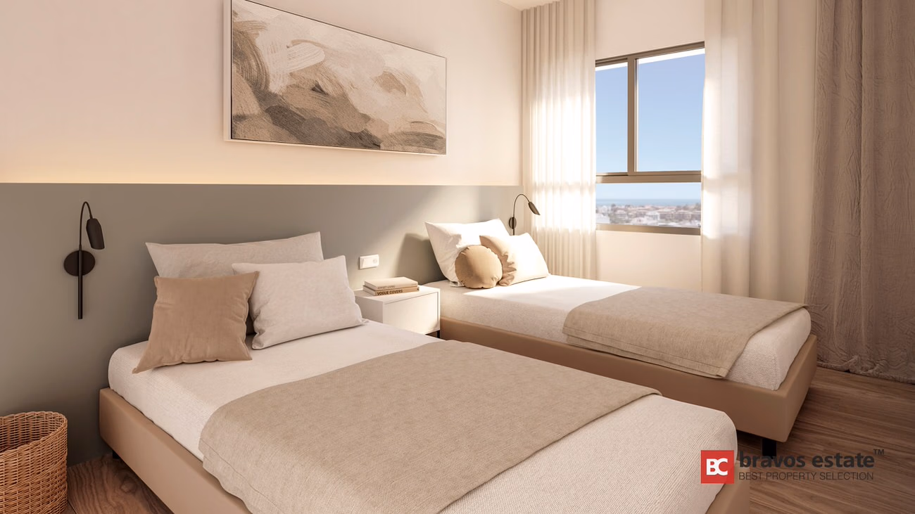Beachside 3-Bedroom Apartment in Javea - 14