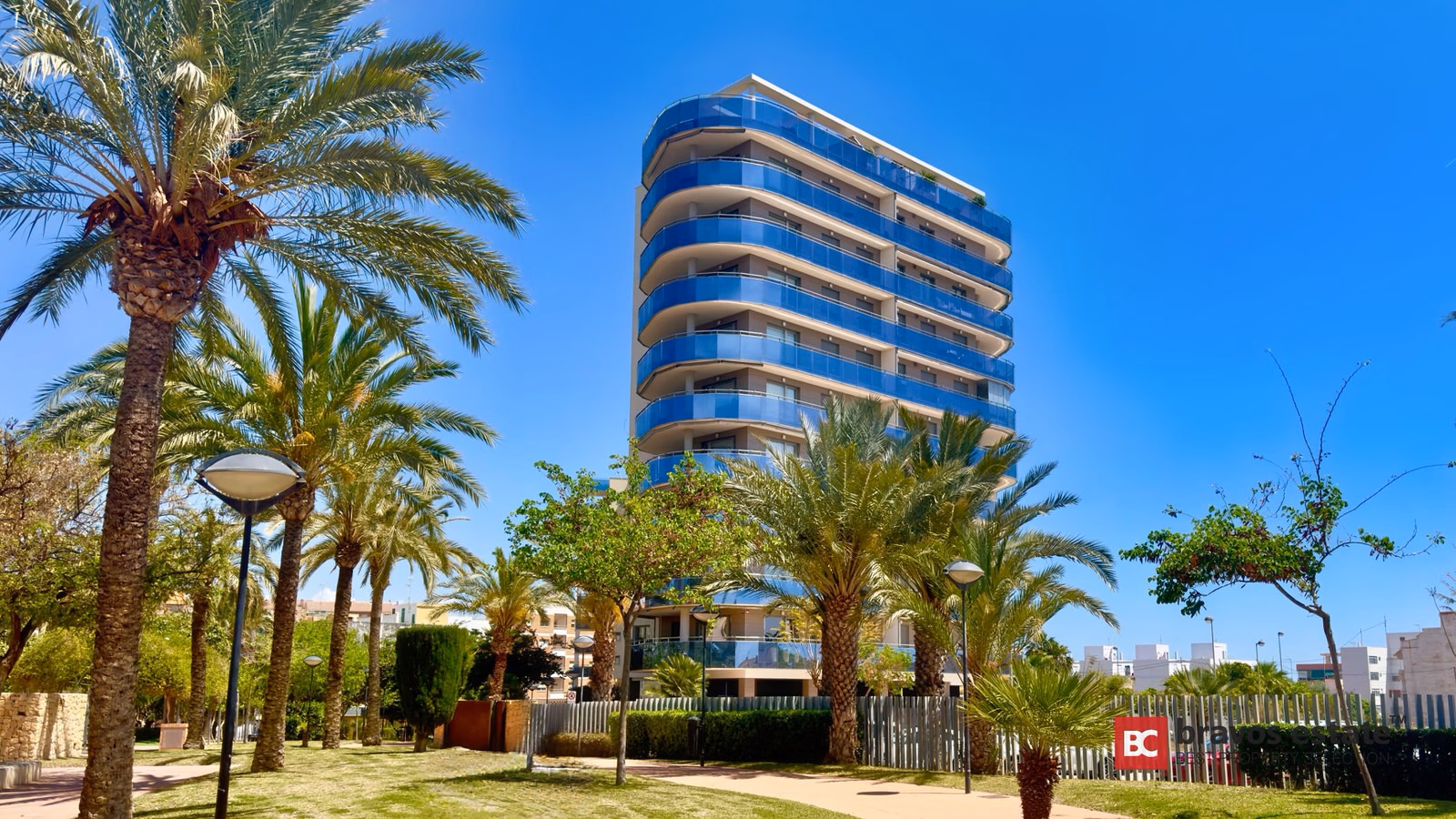 Seafront 3-Bedroom Apartment in El Campello · 110 m² - 26