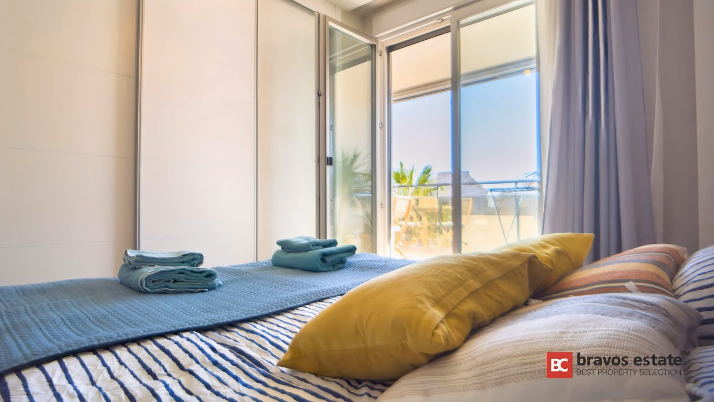 Seafront 2-Bedroom Apartment in El Campello · 79 m² - 12