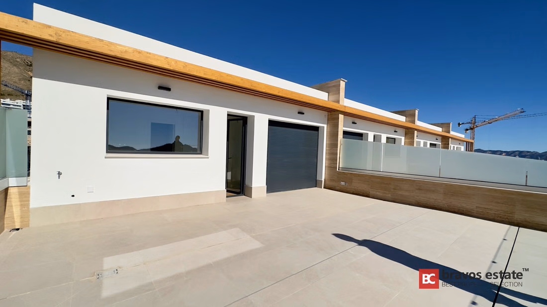 Spacious 3-Bedroom Apartment in Finestrat · 183 m² - 18