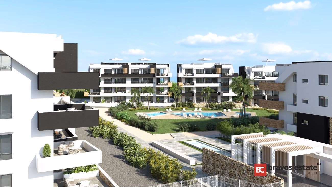 Beachside 2-Bedroom Apartment in La Zenia - 7