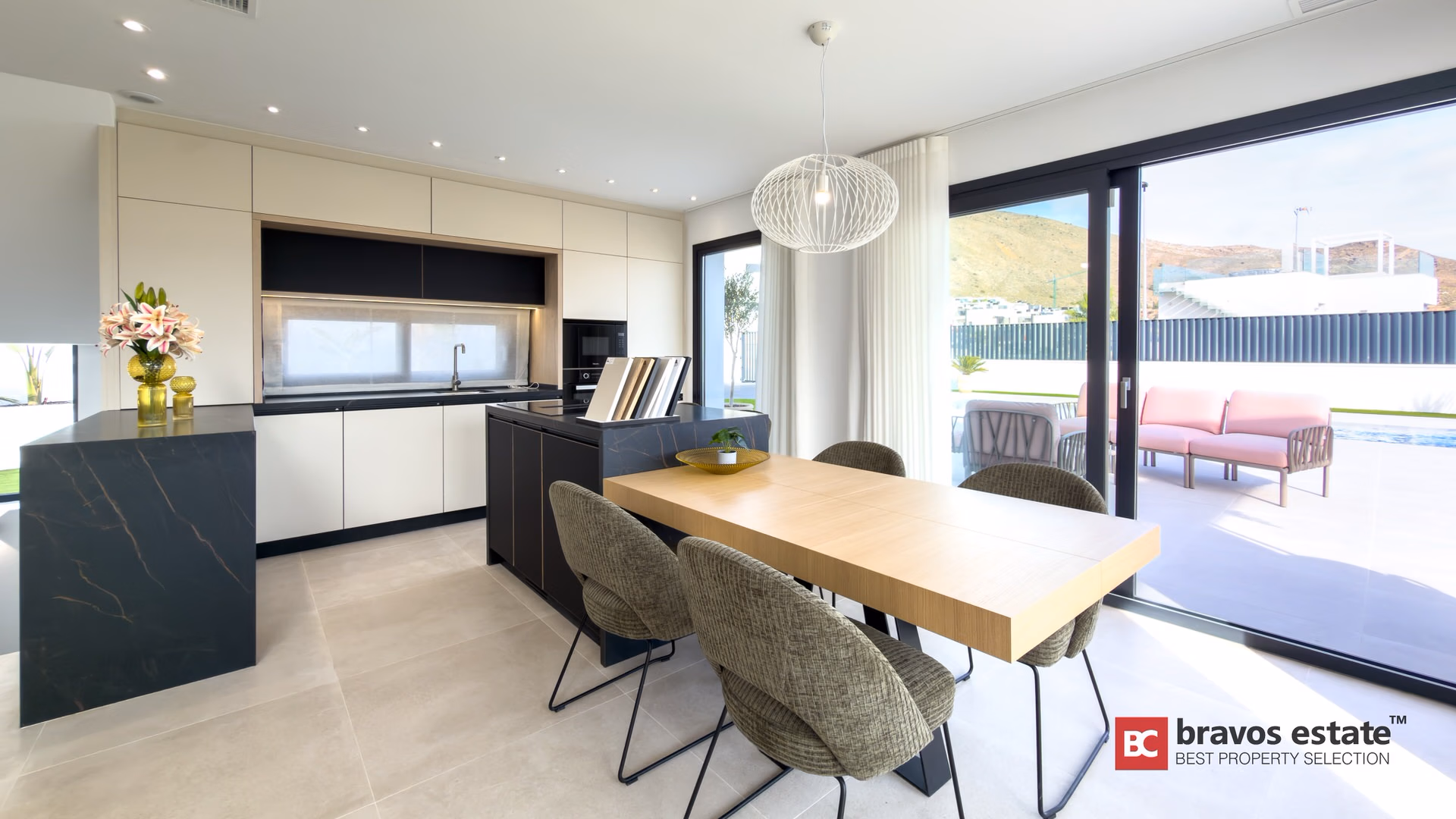 Spacious 4-Bedroom Villa in Finestrat - 13