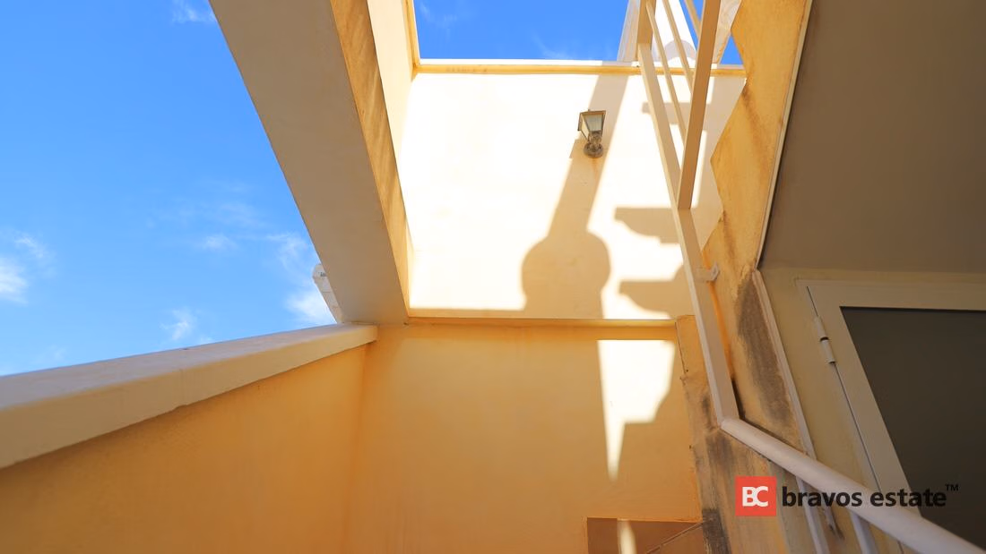 Seafront 2-Bedroom Apartment in El Campello · 75 m² - 2