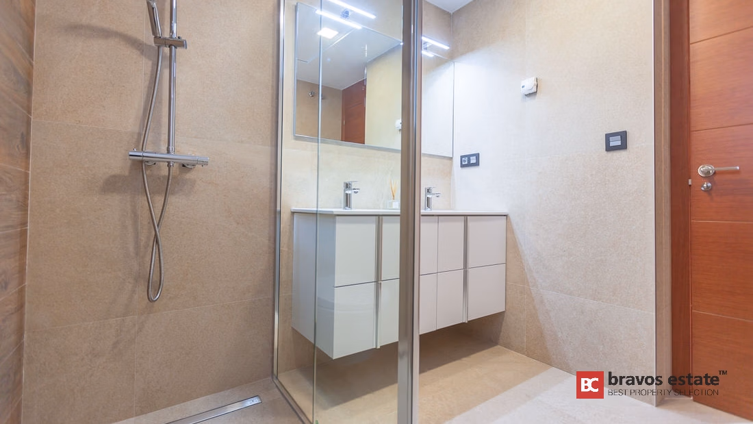 Villa de Obra Nueva de 3 Dormitorios en Guardamar del Segura - 18