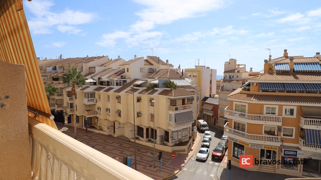 Seafront 3-Bedroom Apartment in El Campello · 90 m² - 5
