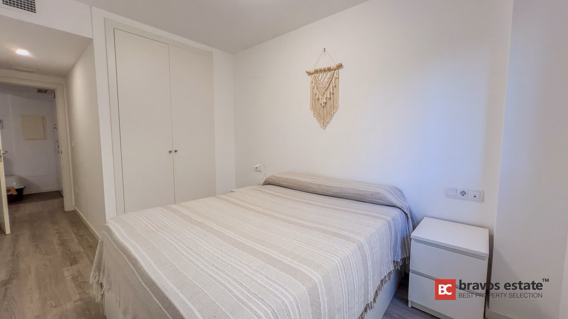 Beachside 1-Bedroom Apartment in El Campello · 59 m² - 7