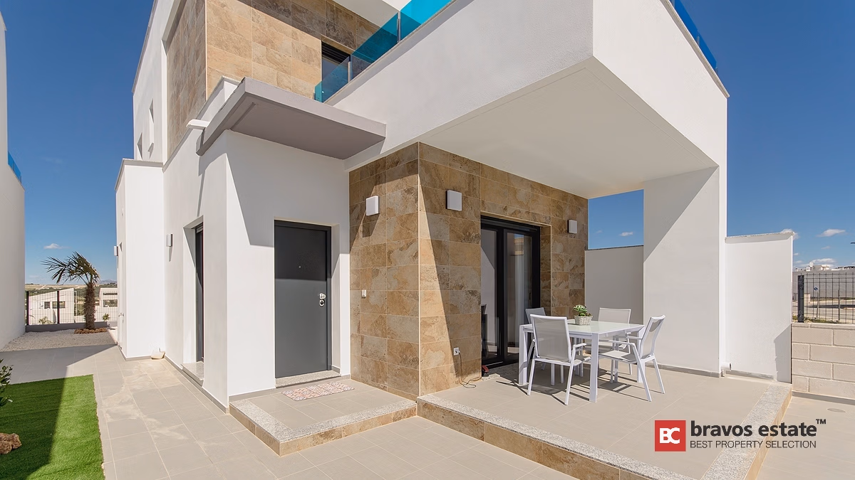 Новая вилла, 3 спальни в Полопе · 150 m² - 3