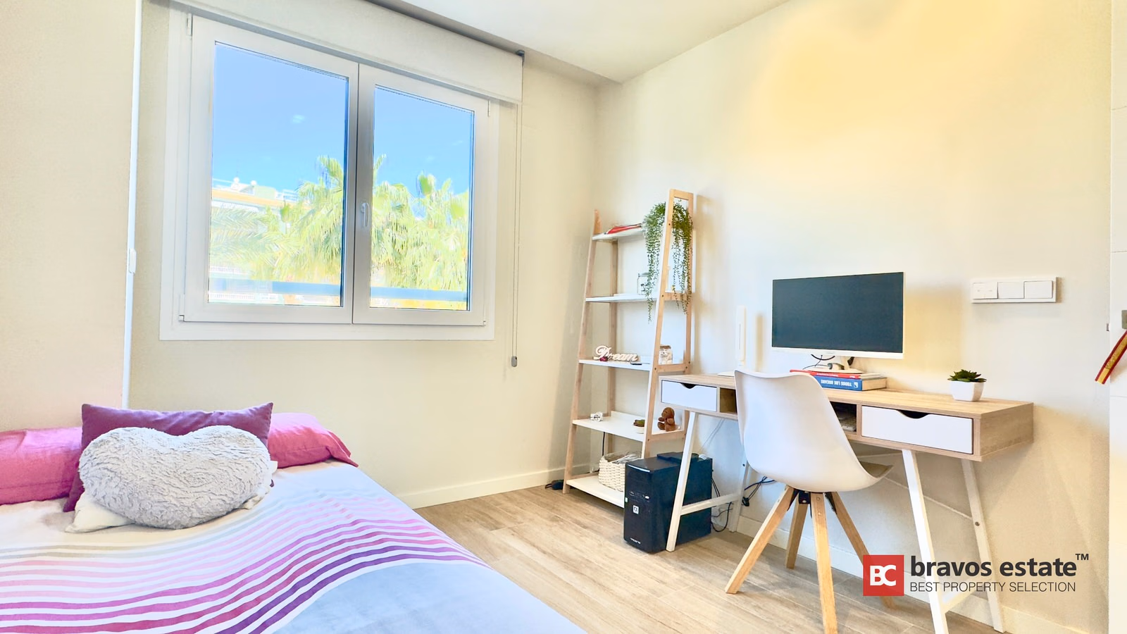 Seafront 3-Bedroom Apartment in El Campello · 110 m² - 17