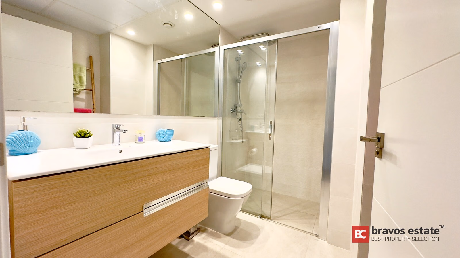 Seafront 3-Bedroom Apartment in El Campello · 110 m² - 14