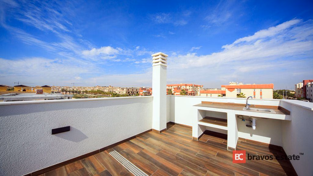 New Build 3-Bedroom Villa in Cabo Roig · 193 m² - 14