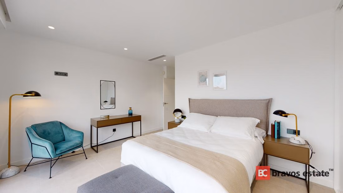 Villa de Obra Nueva de 3 Dormitorios en Finestrat · 242 m² - 7