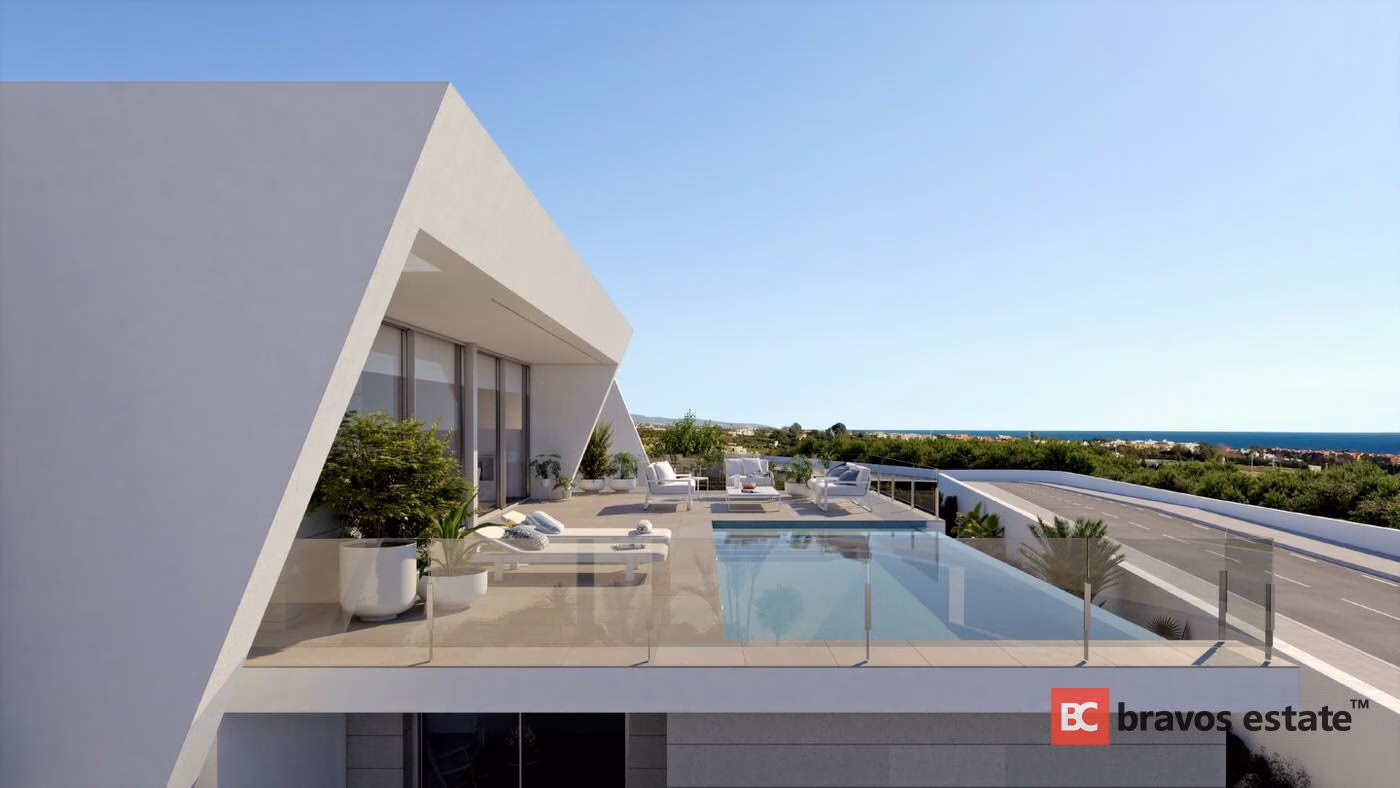 Spacious 5-Bedroom Villa in Cumbre del Sol · 454 m² - 9
