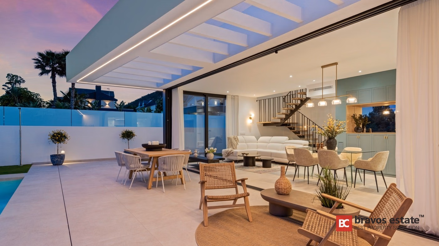 Villa with 140 m² Basement and Solar Power in La Nucía - 13