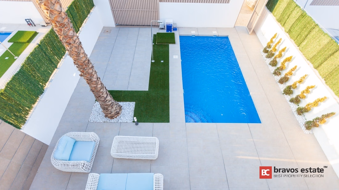 Villa de Obra Nueva de 3 Dormitorios en Guardamar del Segura - 11