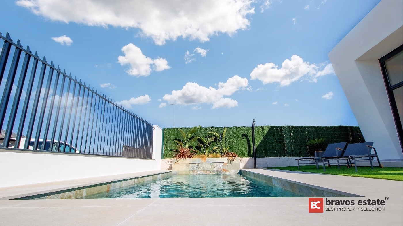 Villa de Obra Nueva de 3 Dormitorios en Finestrat - 18
