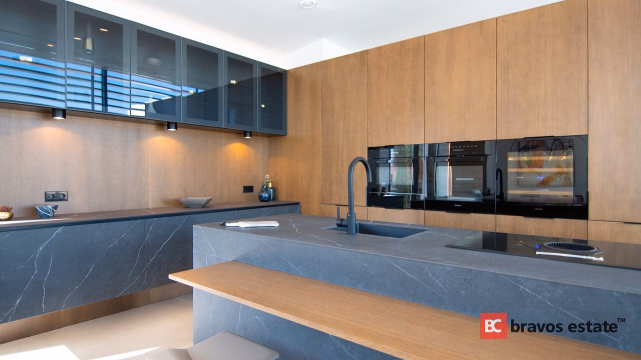 New Build 4-Bedroom Villa in Las Colinas · 210 m² - 13