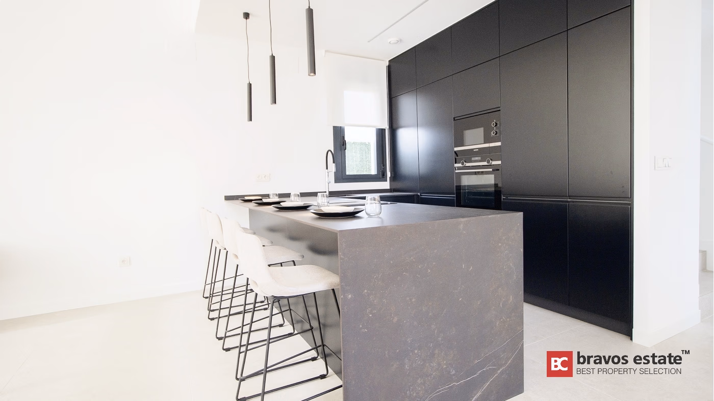 Villa de Obra Nueva de 3 Dormitorios en Finestrat - 10