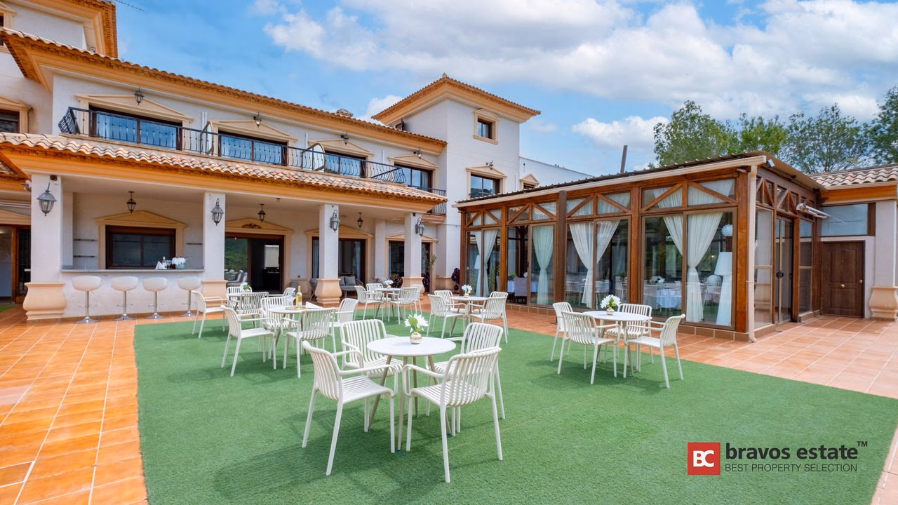 Villa De Lujo de 12 Dormitorios en Finestrat - 73