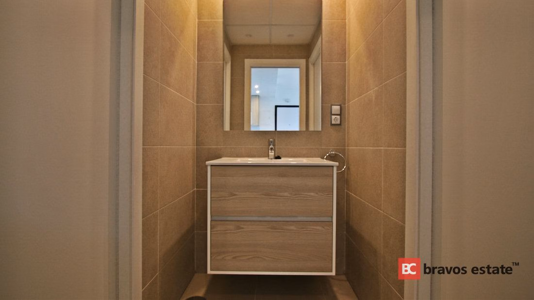 Beachside 2-Bedroom Apartment in Arenales del Sol · 113 m² - 13